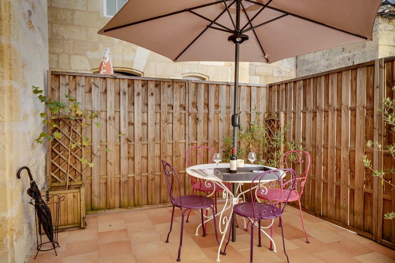 Apartamento Logis Loiseau Avec Terrasse Saint-Émilion Exterior foto
